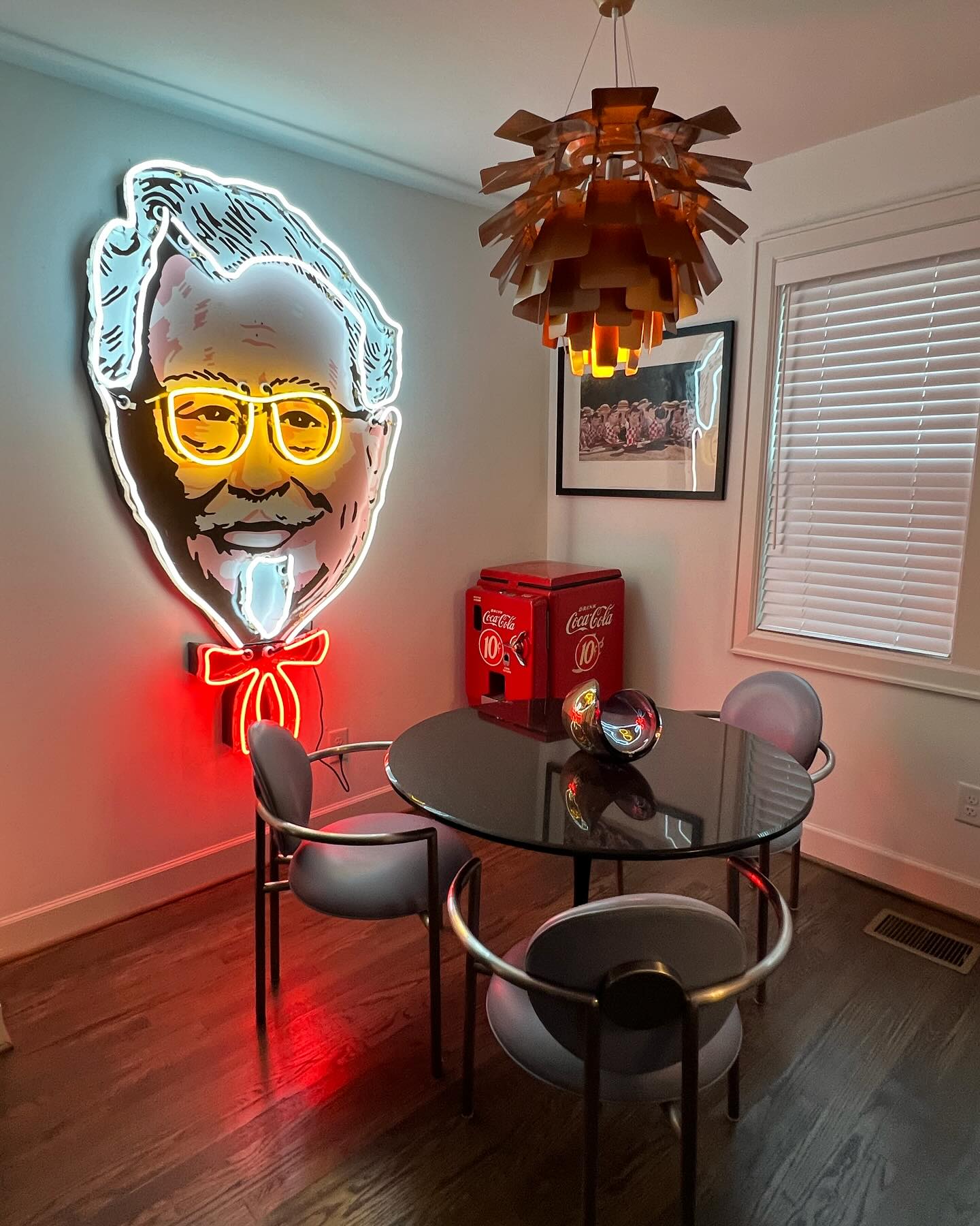 Colonel Sanders neon