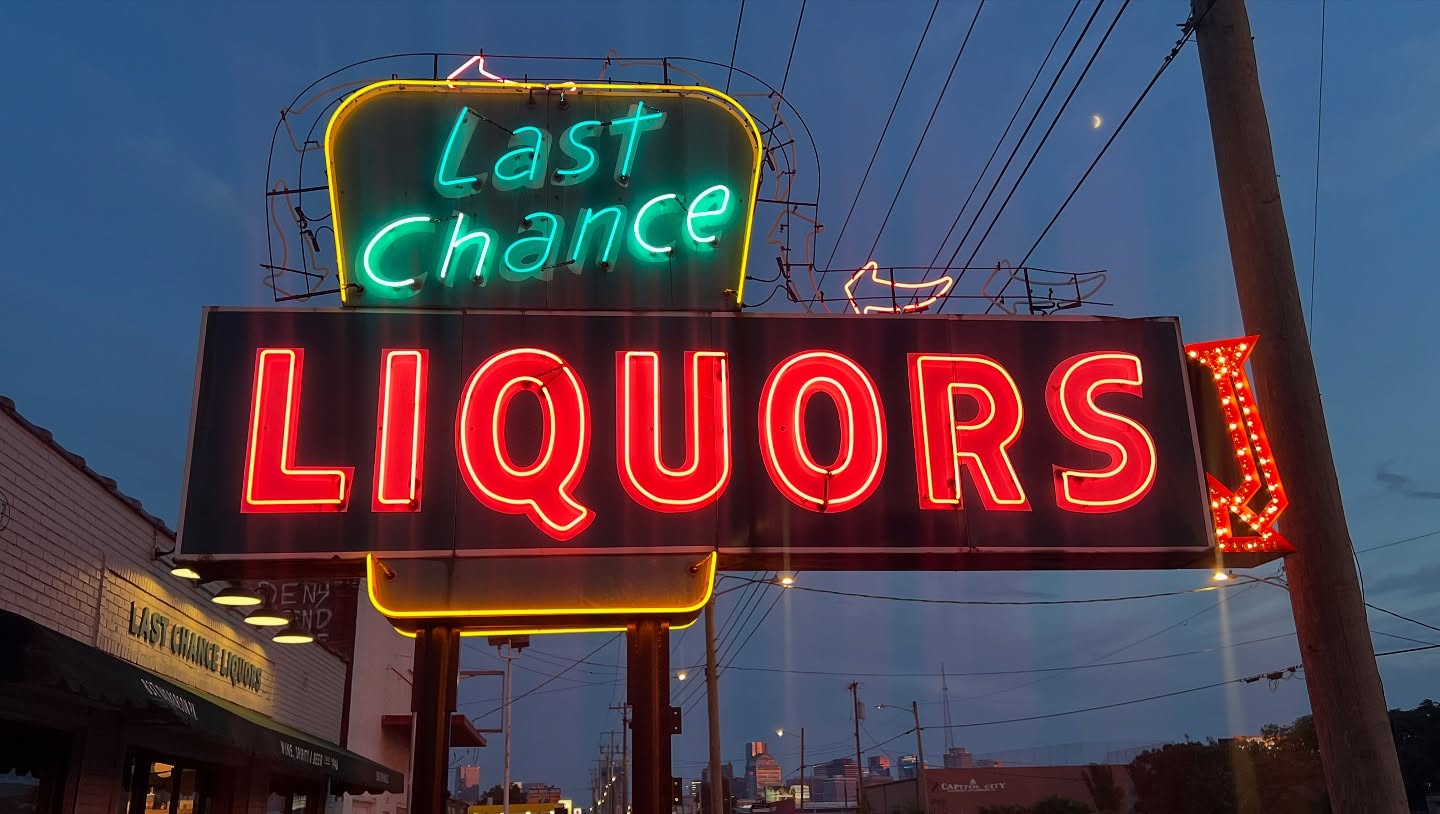 Last Chance Liquors installed outdoor neon