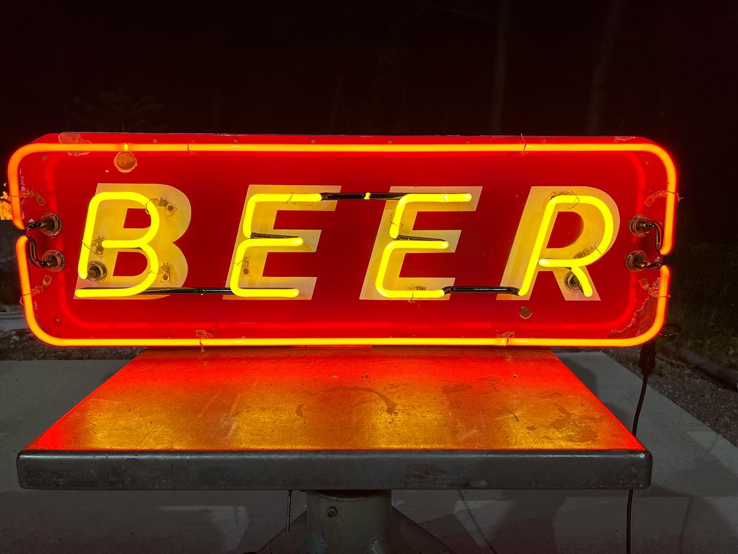 Vintage BEER neon sign